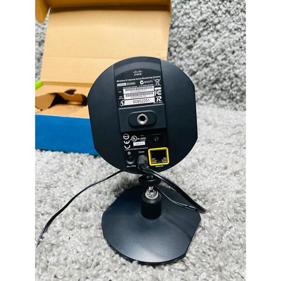 Cisco Wireless Internet Home Basic Monitoring Camera 640 x 480 - Picture 11 of 11